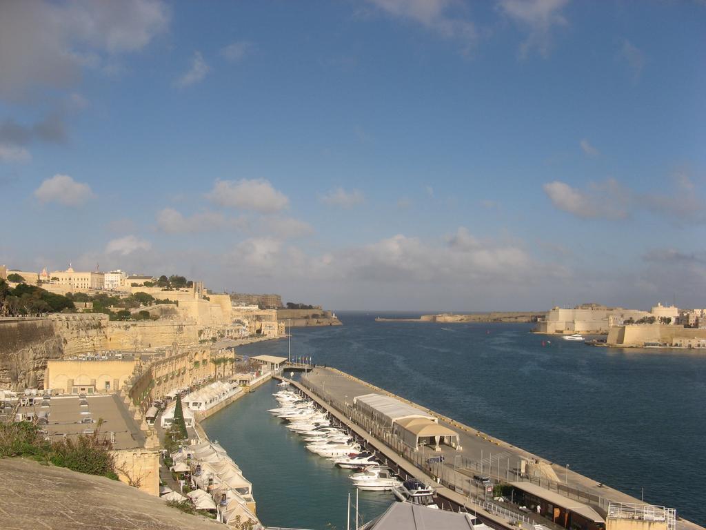 Апартаменти Valletta Gateway Maisonette Екстер'єр фото
